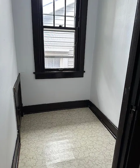 114 Gordon St — Photo 2