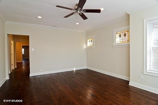5th image of 2612 W Argyle St #1