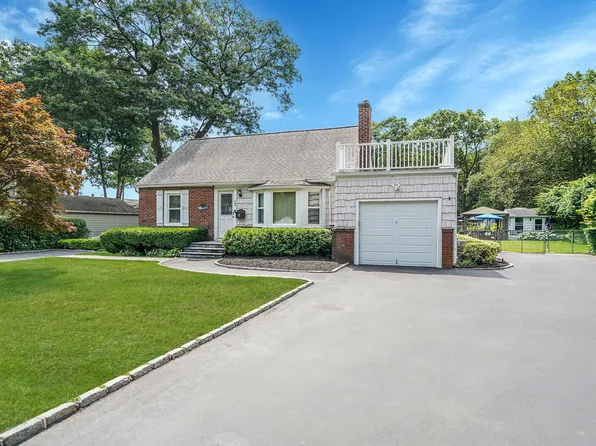 160 Church Street, Ronkonkoma, NY 11779