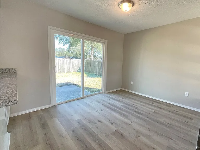 2130 Union Mill Rd — Photo 8