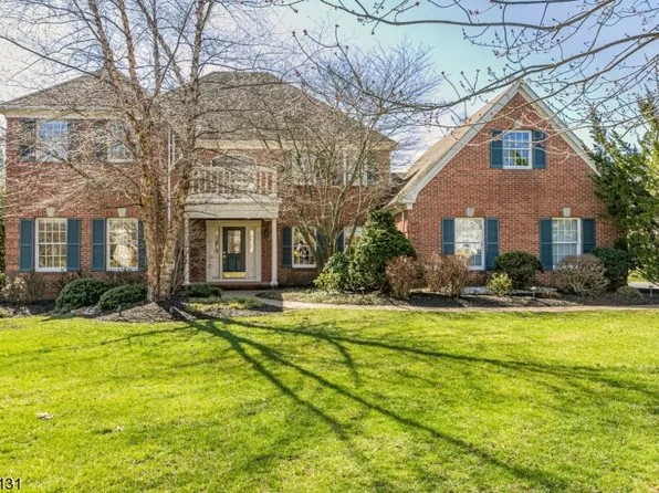 128 Red Oak Way, Montgomery Twp., NJ 08502