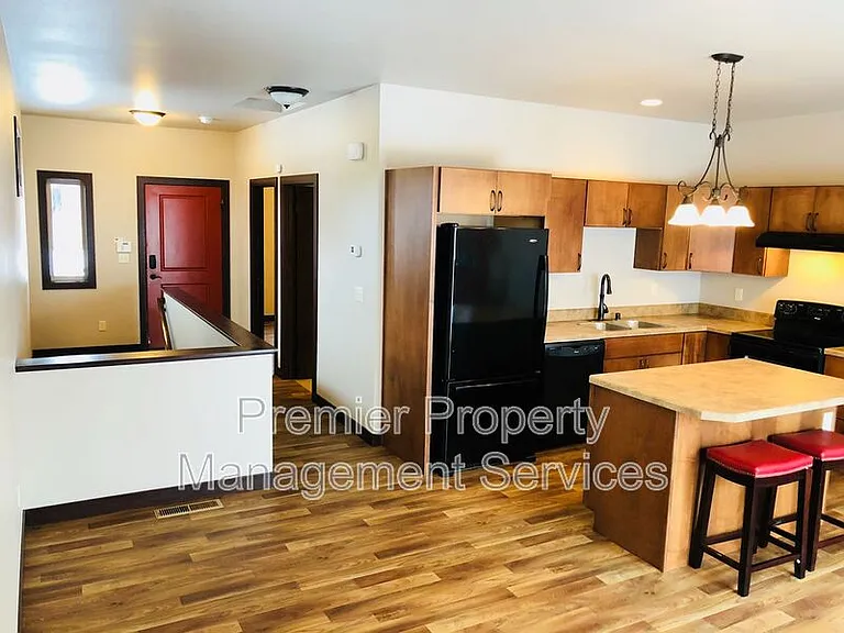 2120 Rehberg Ln #3 — Photo 6