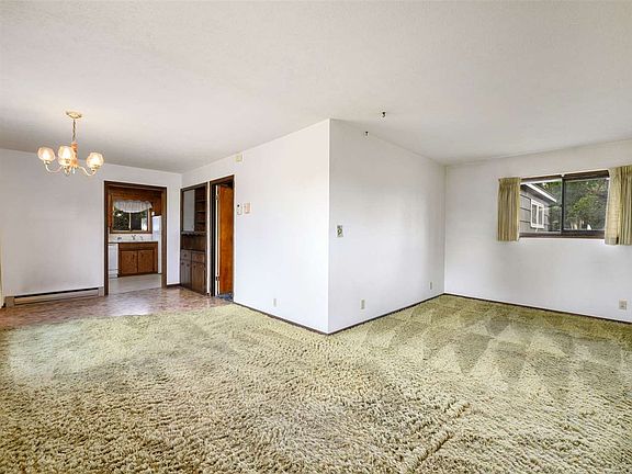 4th image of 3004 E Providence Ave