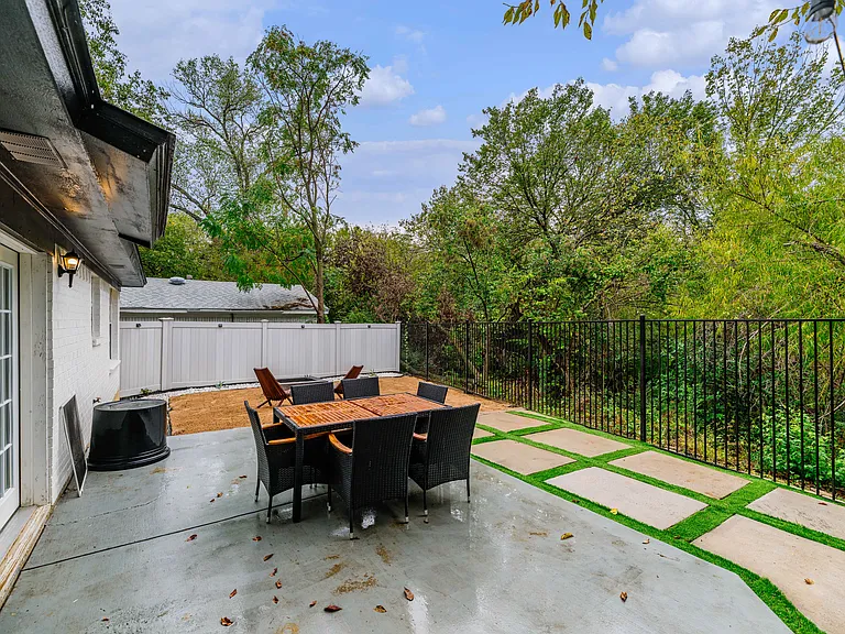 3800 Driskell Blvd — Photo 28