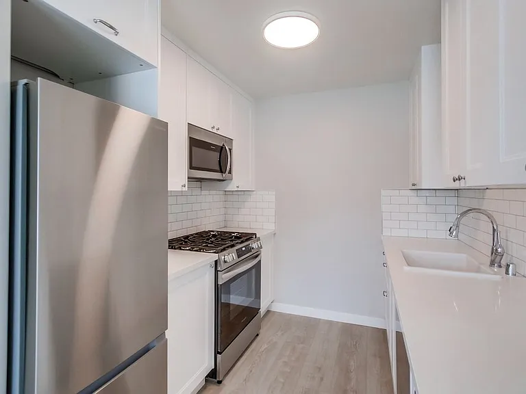 4449 Central Ave — Photo 10