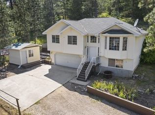 33113 N Milan Rd, Chattaroy, WA 99003