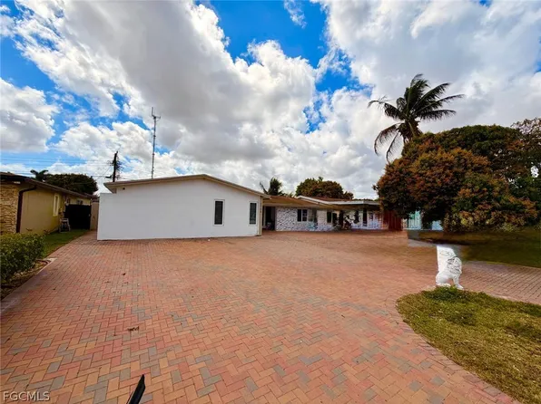 6748 Rose Dr, Miramar, FL 33023