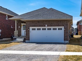 607 Lemay Grv E, Peterborough, ON K9K 0G9