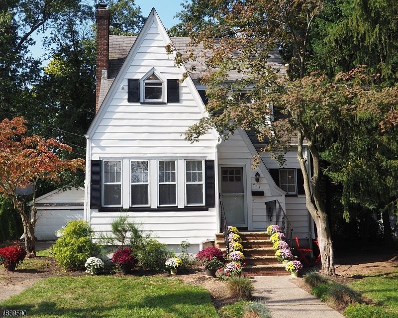 1st image of 713 Prospect Ave