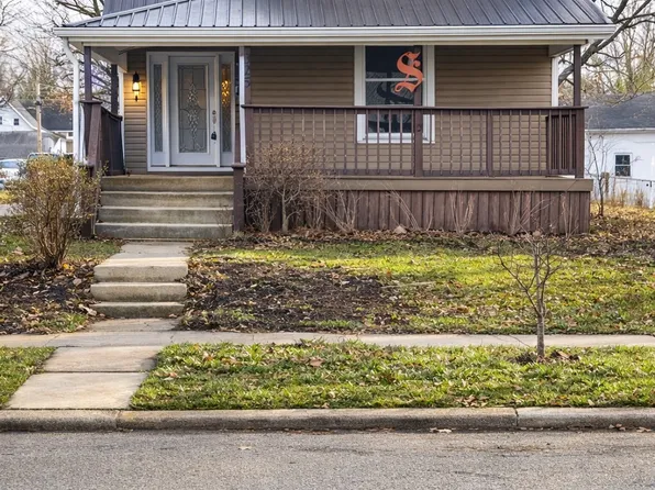 325 W 11th St, Rushville, IN 46173