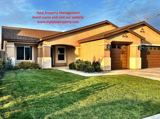1804 Madalyn Ave, Tulare, CA 93274