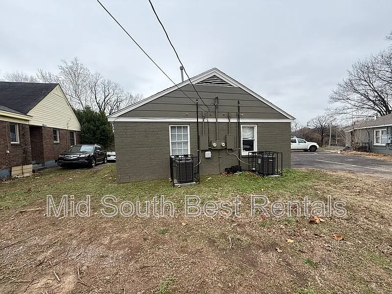 1385 Chadwick Cir — Photo 6