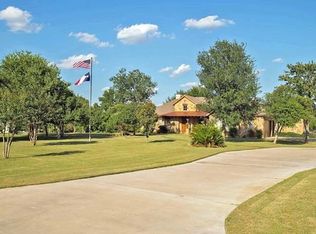 1206 Sierra Vista Cv, Lockhart, TX 78644