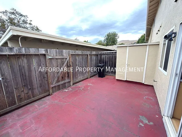 3408 Prince Albert Ct — Photo 13