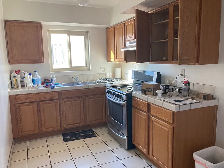 8333 Rosemead Blvd #4 — Photo 9