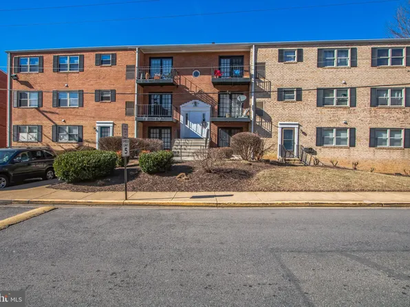 5931 Quantrell Ave APT 201, Alexandria, VA 22312