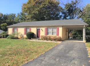 3735 Meadowlark Rd, Roanoke, VA 24018