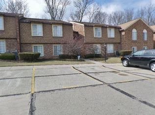 5213 S Eaglesnest Dr #71, Cincinnati, OH 45248
