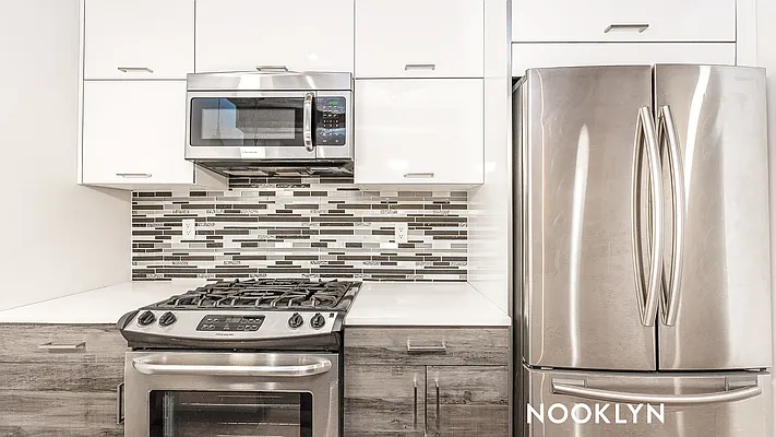 Rented by Nooklyn NYC LLC | media 22