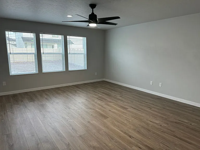 7018 W Redwood Creek Dr — Photo 3