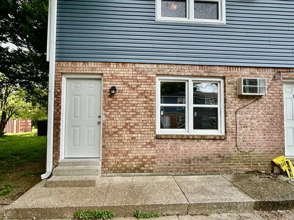 190 Macey Ave, Versailles, KY