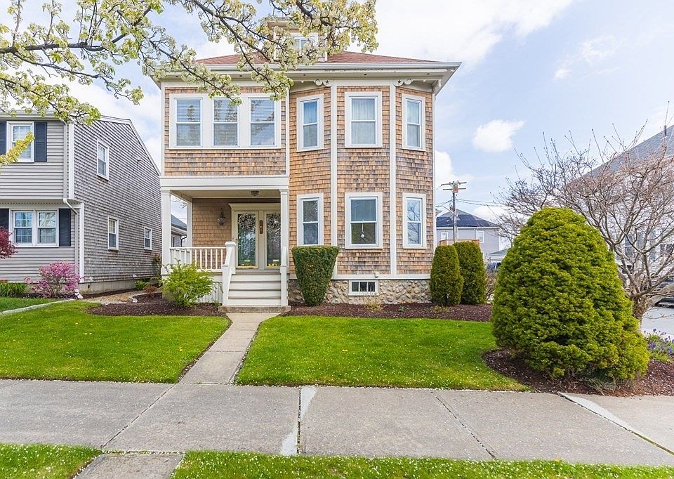 445 Wood St, New Bedford, MA 02745 Zillow