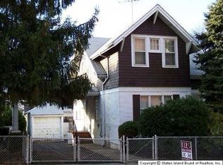 214 Clinton B Fiske Ave, Staten Island, NY 10314