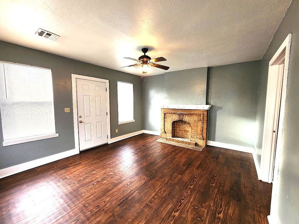 2nd image of 1504 N Drexel Blvd