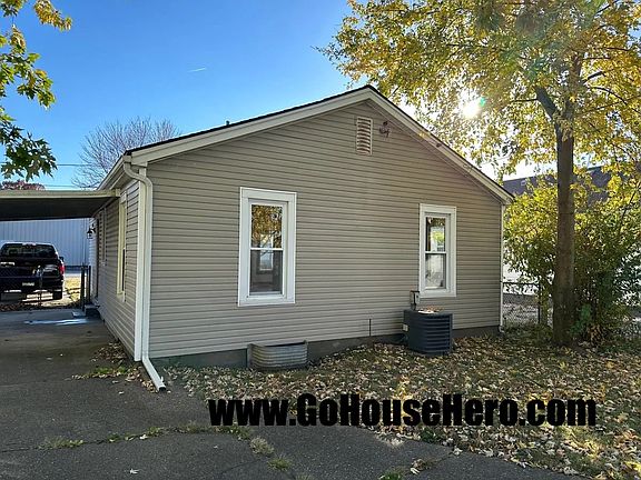 3rd image of 1412 E Maryland St
