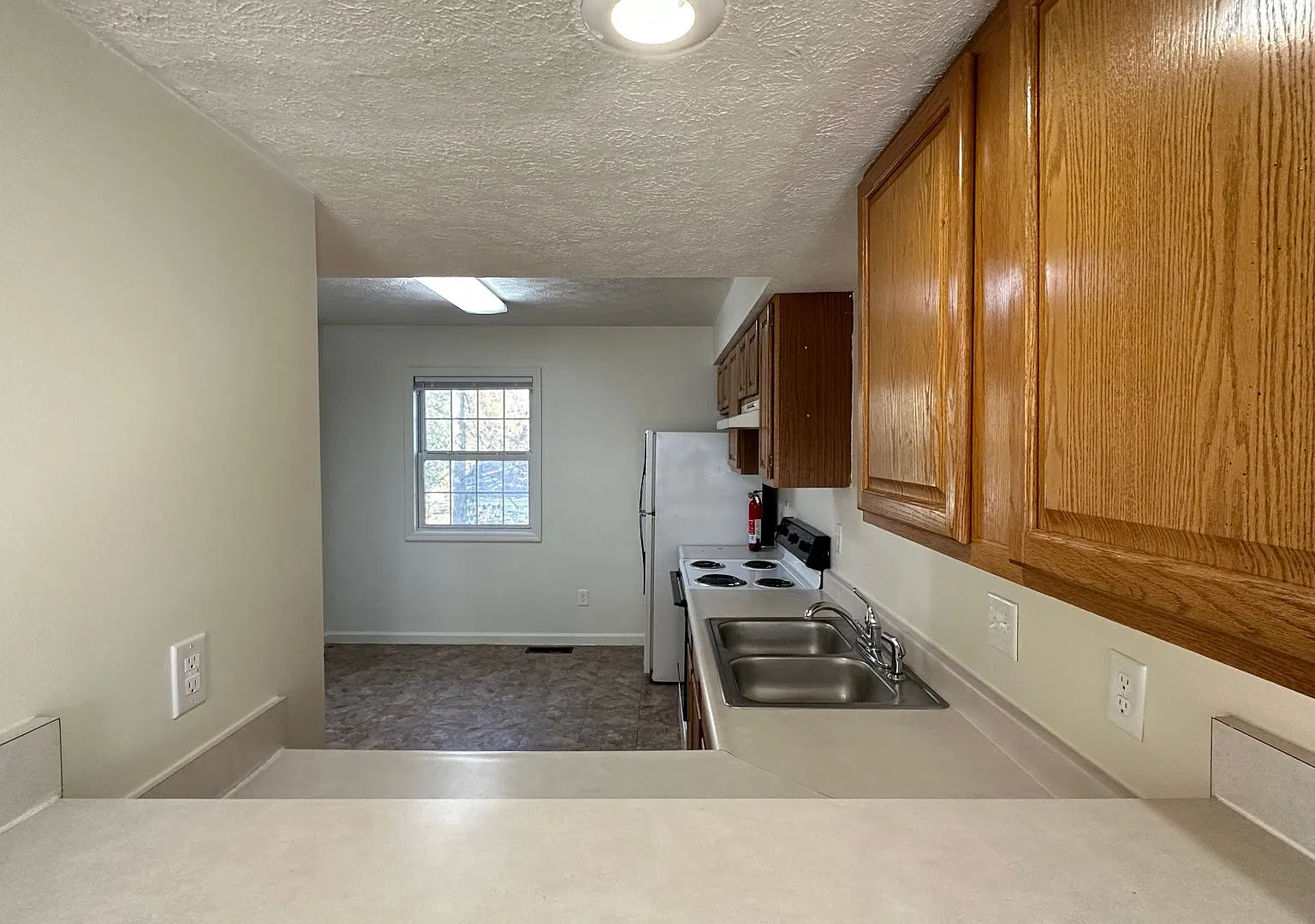 3 Bed 2.5 Bath Home, December 2026!! — Photo 3