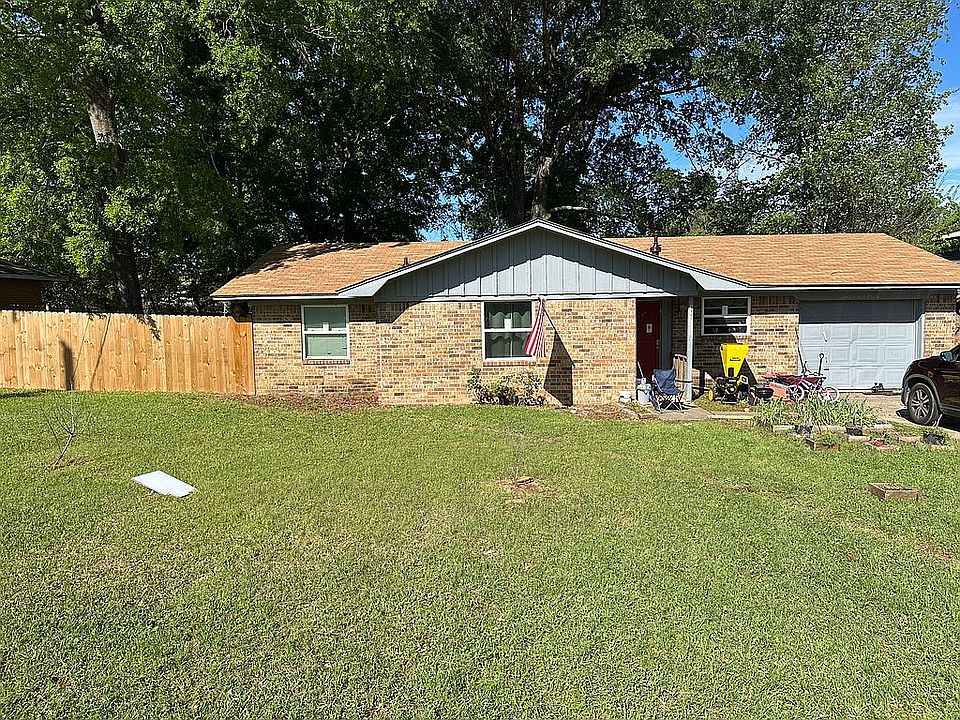 1st image of 345 Greenwood Ave