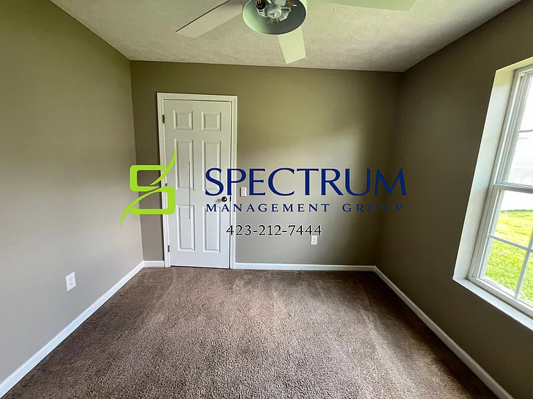 2054 Jonathon Dr — Photo 11