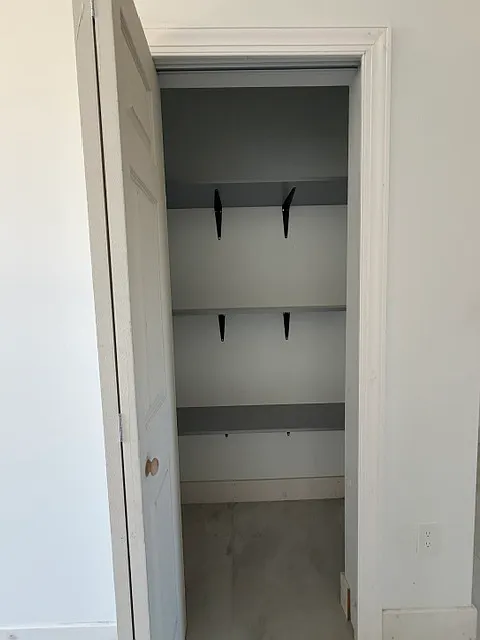 4 bed, 1516 sqft, $2,300 — Photo 3