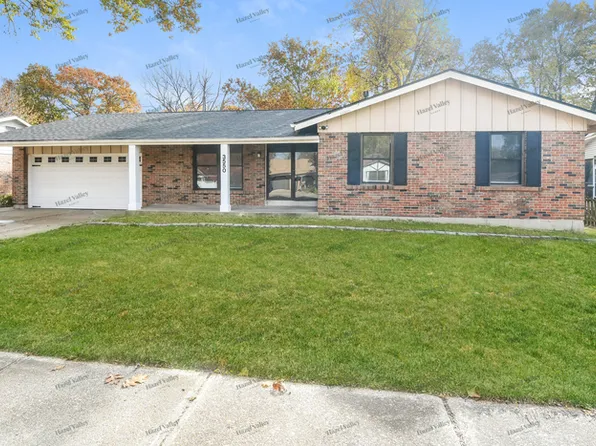 3550 Rue De Renard St, Florissant, MO 63034