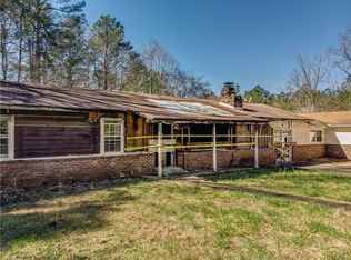 520 Ammons Rd, Waleska, GA 30183