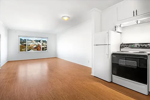 1739 Addison St #12 Photo 1