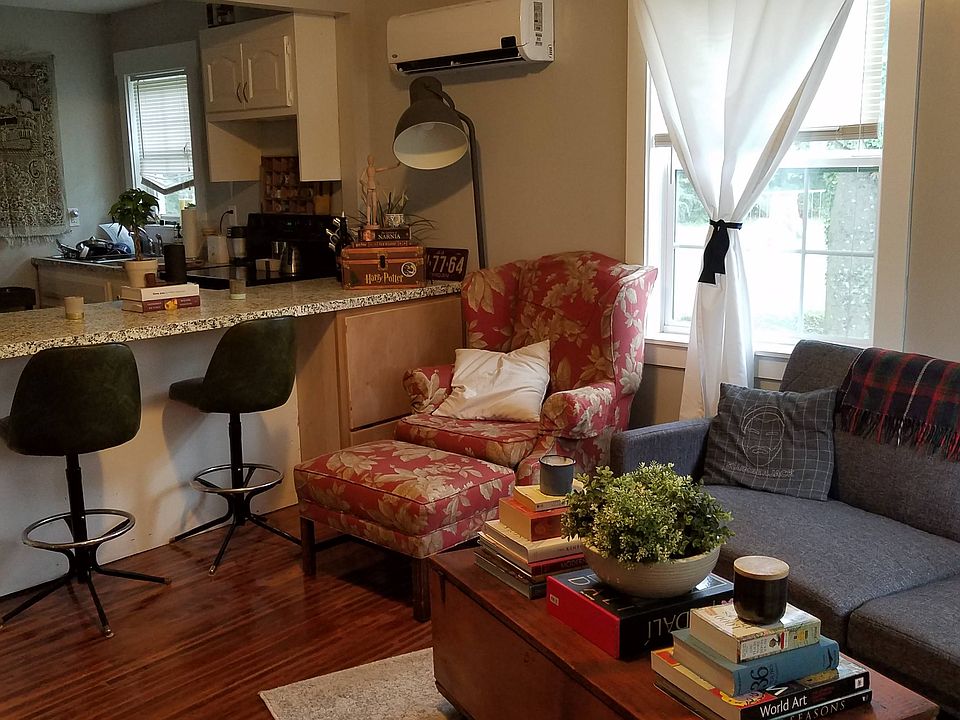 1st image of 708 Neill Ave #B