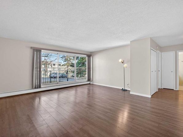 231 E Heritage Dr SE #83E, Calgary, AB T2H 1N1