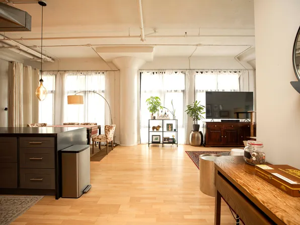 330 W 11th St, Los Angeles, CA