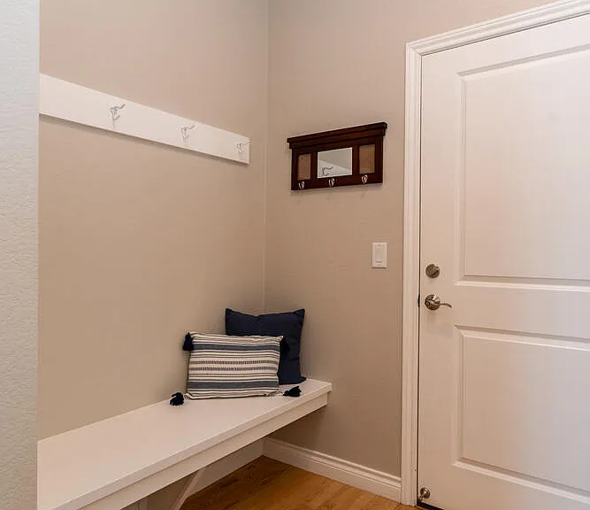 1362 Golden Eagle Way — Photo 5