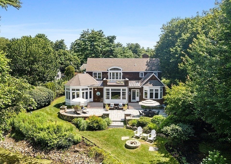 208 Hart St, Beverly, MA 01915 MLS 73158284 Zillow