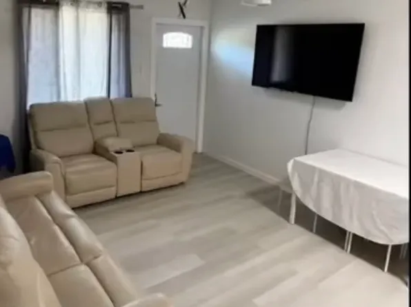 22357 SW 119th Ave, Miami, FL 33170
