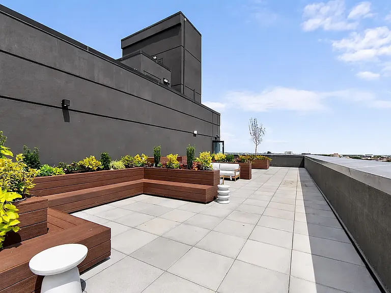 2715 Fulton St #203 — Photo 22