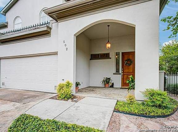 2nd image of 8127 N New Braunfels Ave APT 201