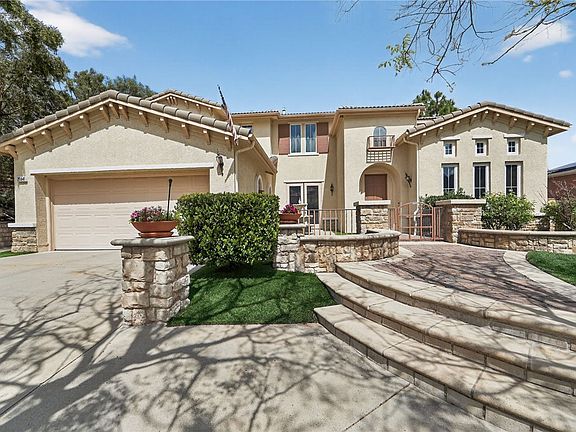 2nd image of 25941 Verandah Ct