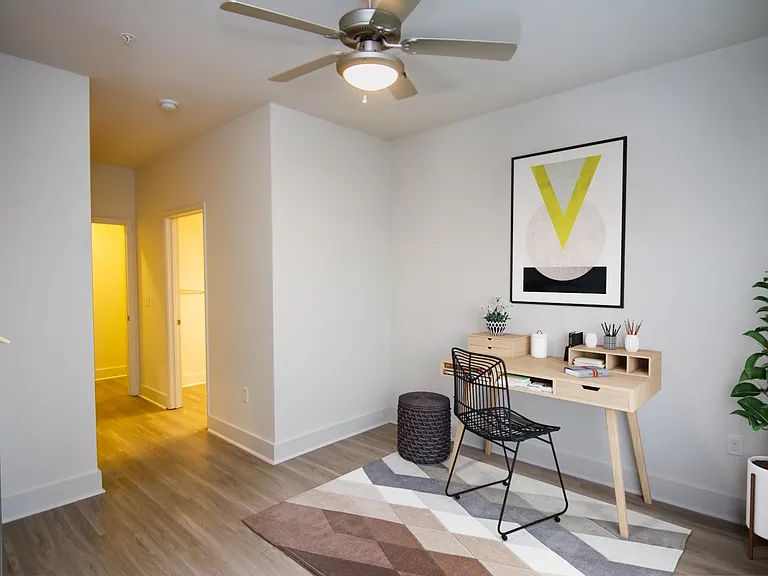 South Junction Apartments — Photo 23