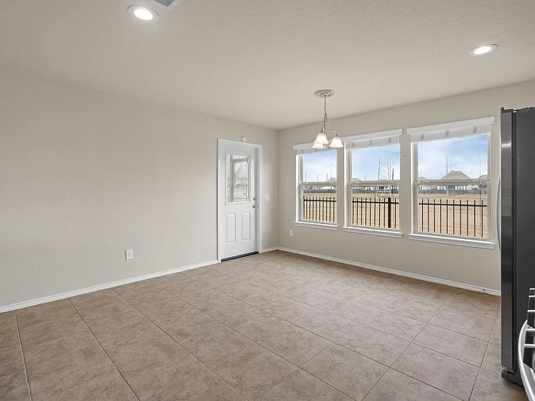 2811 Cone Flower Dr — Photo 19