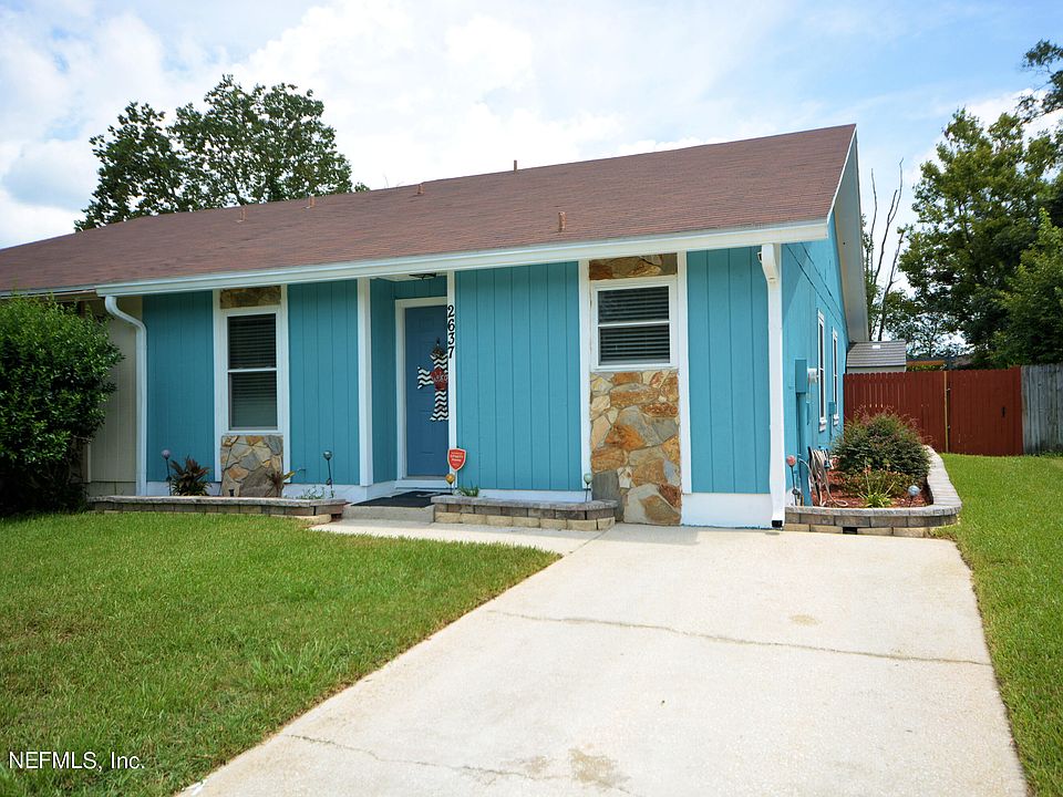 1st image of 2637 Hidden Village Dr