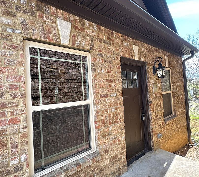 1st image of 130 E Cedar St Unit H