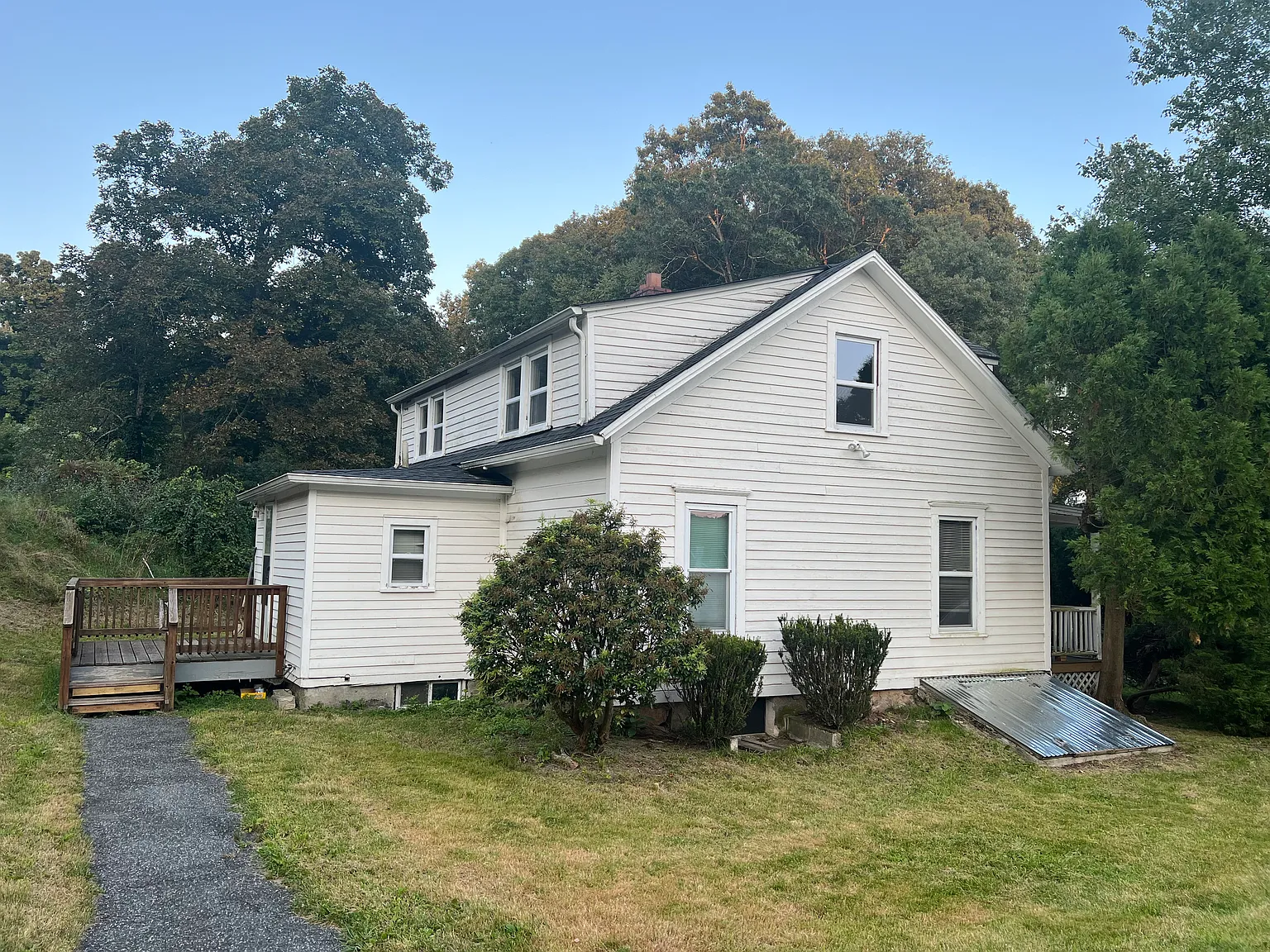 192 Walnut Hill Rd — Photo 4